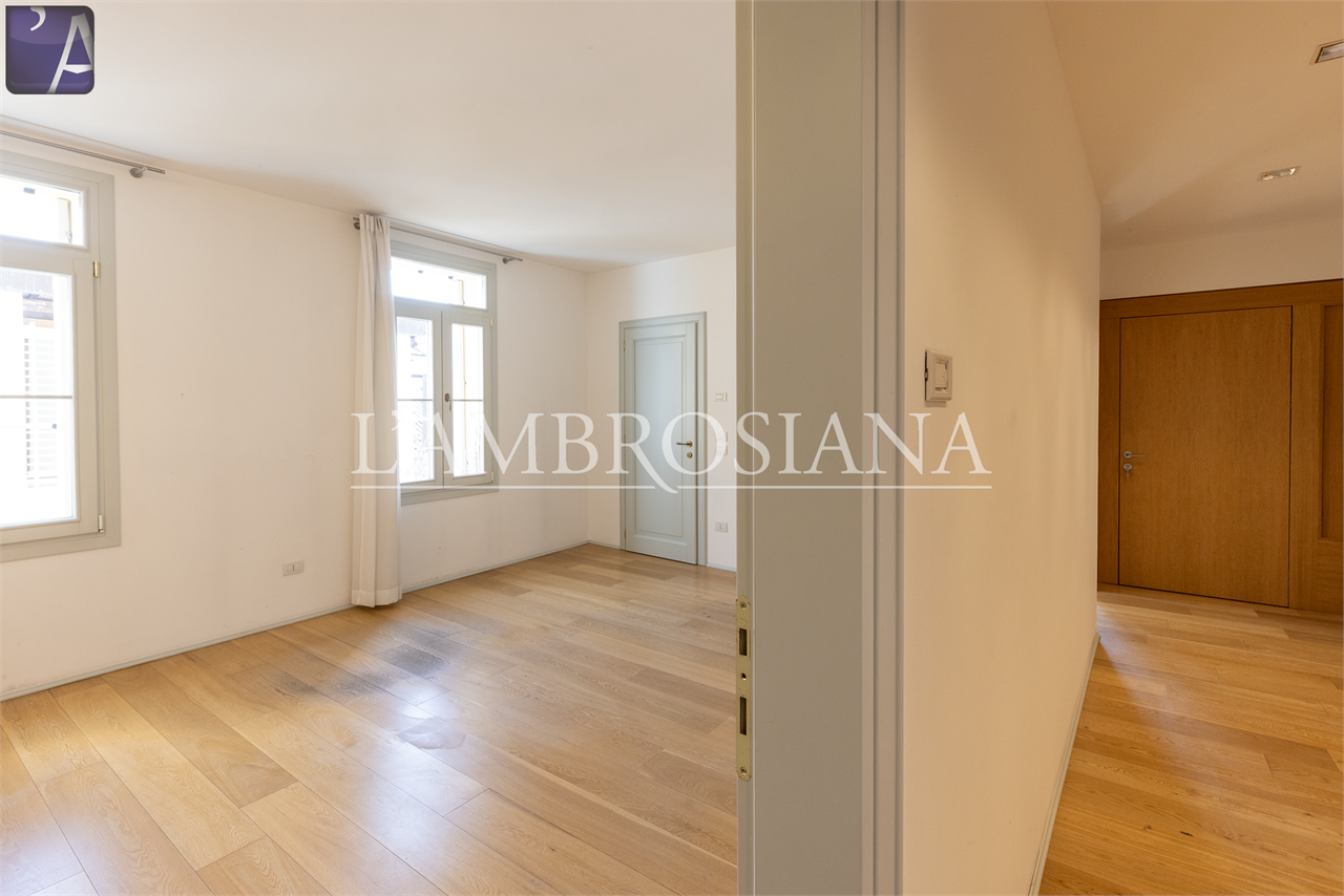 Ufficio in vendita a Padova, zona Pedrocchi — fotografia 3